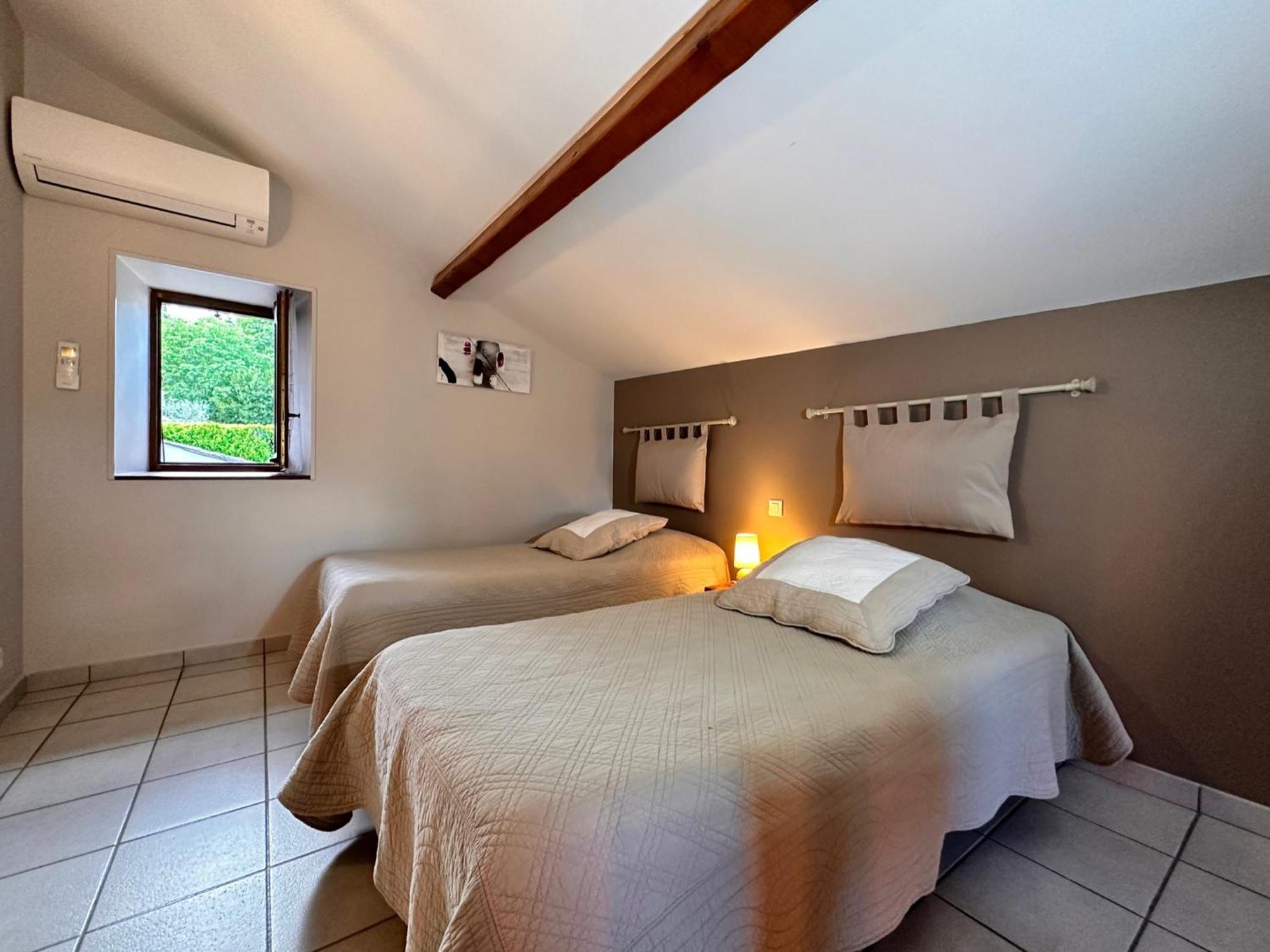Chambres D'Hotes Les Clapas Chauzon Room photo